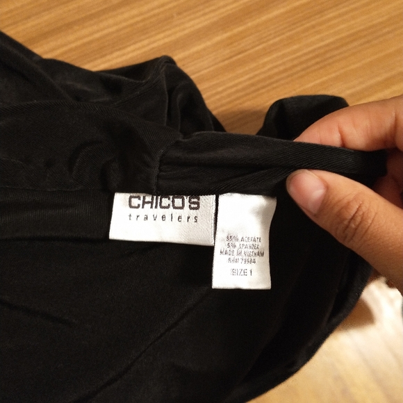 Chico's Black Tunic Top size Medium M Black EUC - Picture 8 of 9